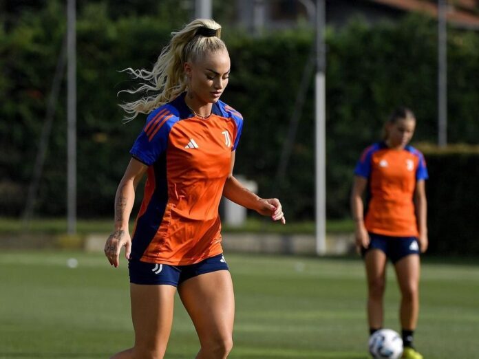 Most Beautiful Swiss Women in Soccer Right Now