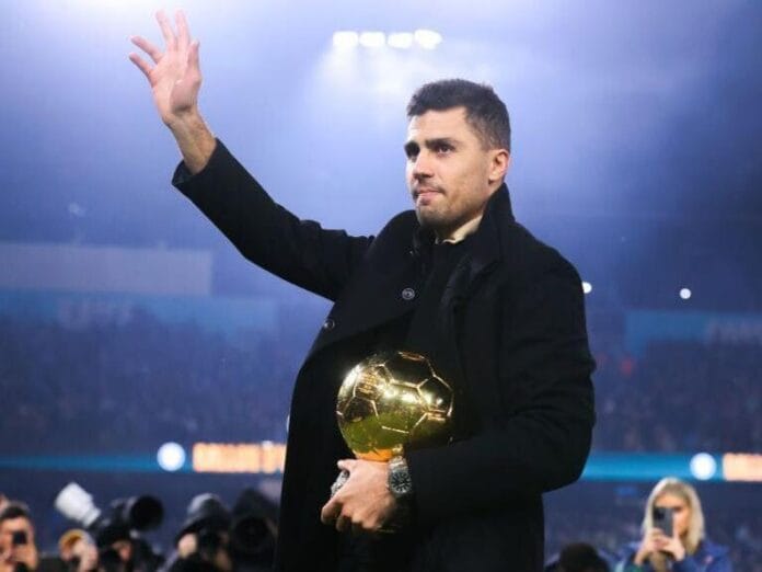Rodri Best Defensive Midfielders in the World Right Now